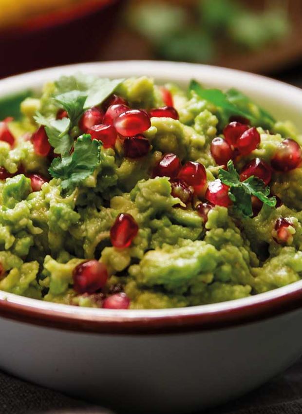 Guacamole toppet med granatæblekerner