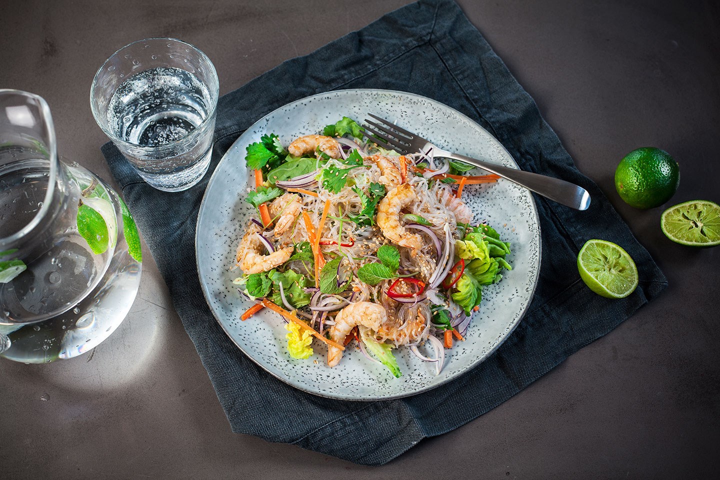 Vietnamesisk glasnudelsallad med räkor