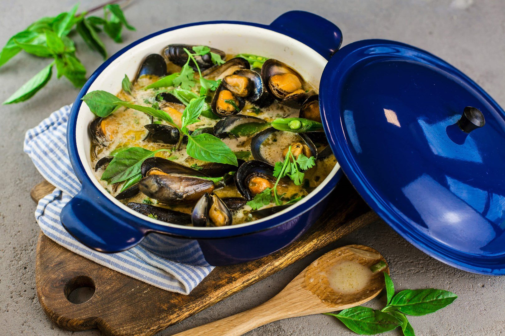 Moules au curry vert