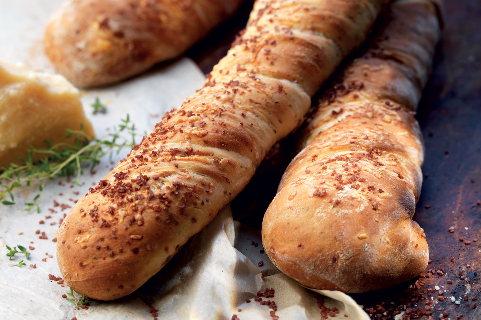 Brood met tijm en Parmezaanse kaas