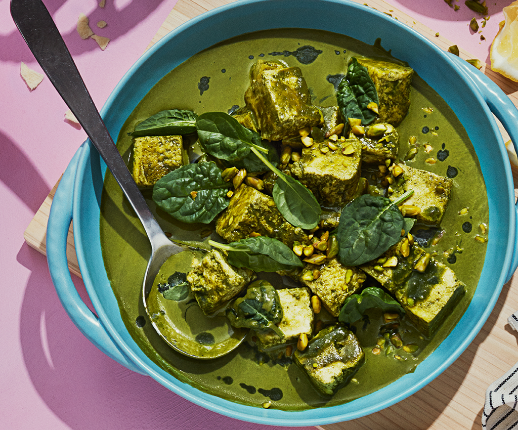 indisk palak paneer, en härlig indisk gryta med paneerost, spenat och Garam Masala