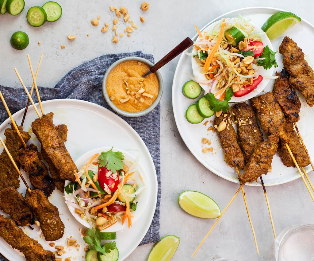 Biff Satay med peanøttsaus og kålsalat