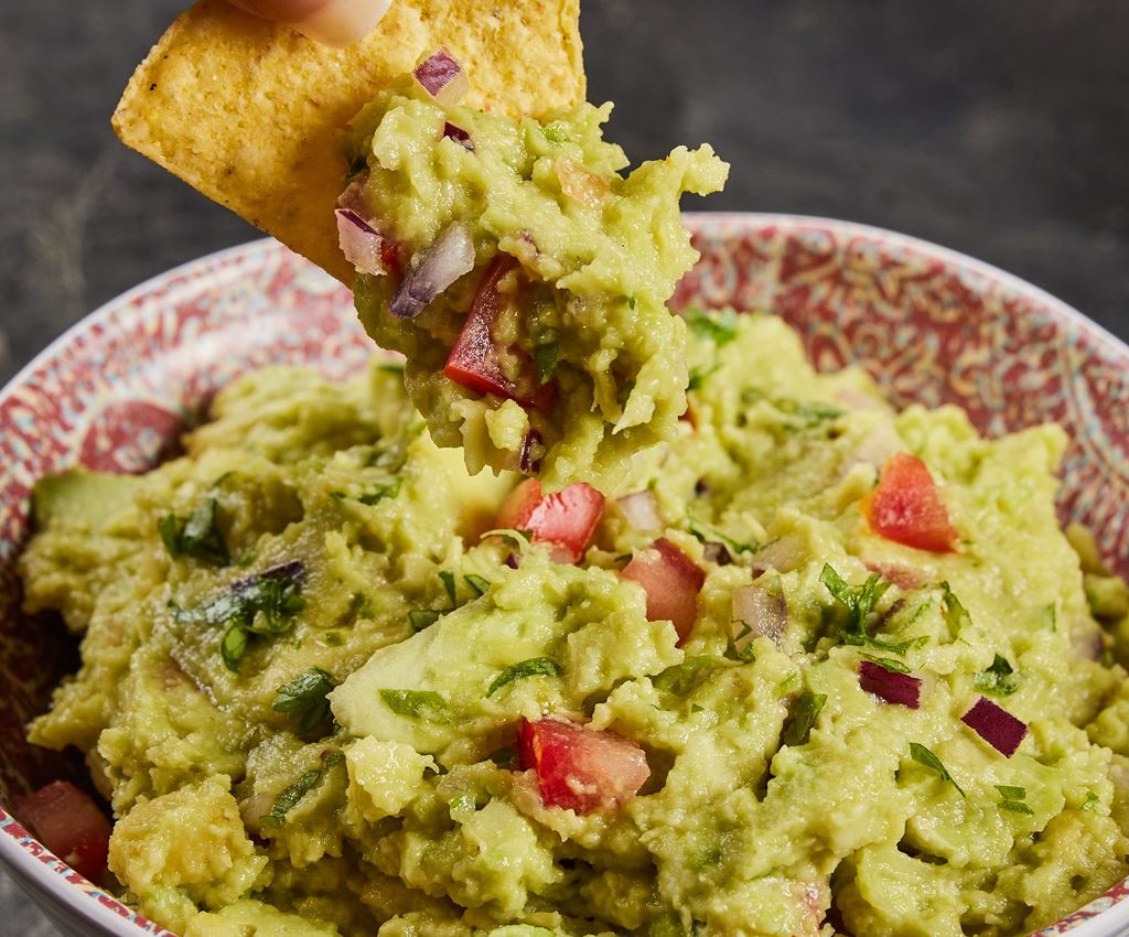 Santa Maria Fresh Guacamole and Nachos