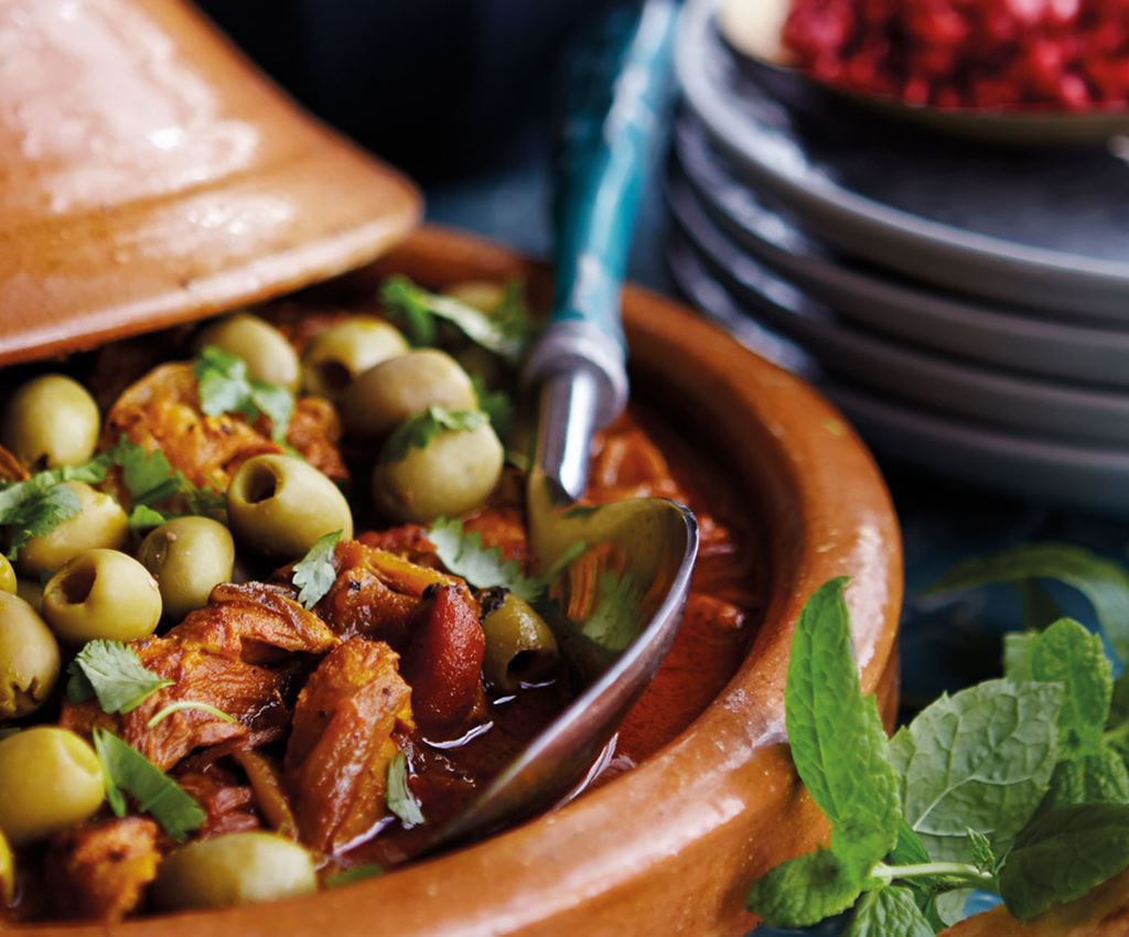 Tajine au poulet et aux oignons